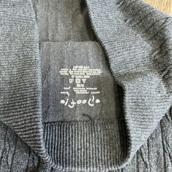 Poof! Ribbed Twist Mid Rise Leggings - Gray - Ladies Size S/M - Picture 7 of 11